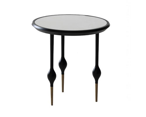 Table philippe I par Sam Baron