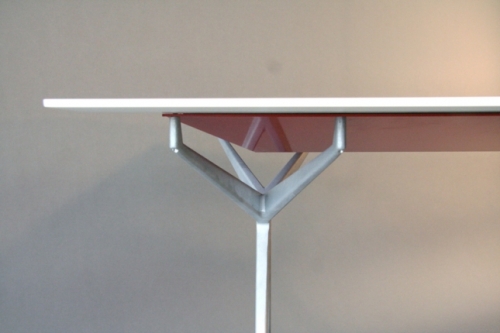 Table JACK par Della Valle Bernheimer