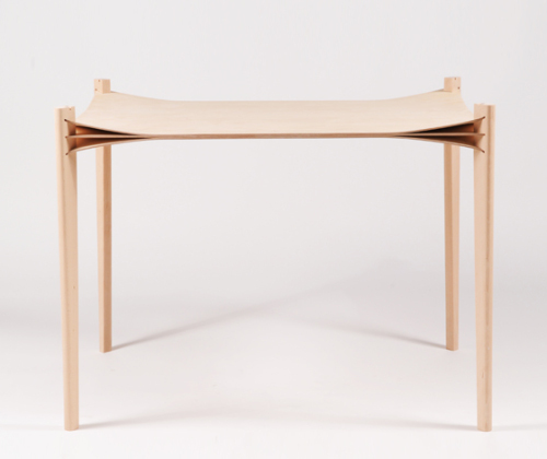 Table Entre les lignes par Keyne Dupont