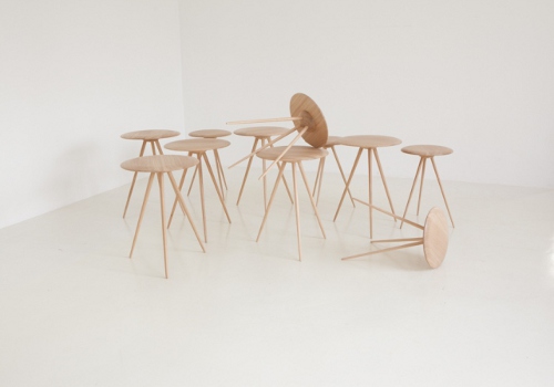 Table Puck, le minimalisme par Simen Aarseth