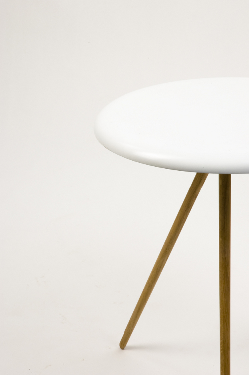 Table Puck, le minimalisme par Simen Aarseth