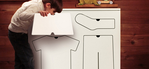 Training Dresser, la commode pour enfant par Peter Bristol