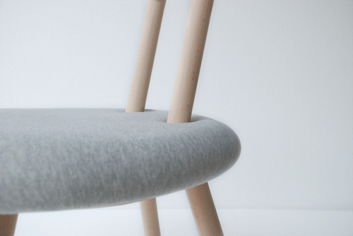 Une invitation au toucher, Bambi chair par Juju Studio