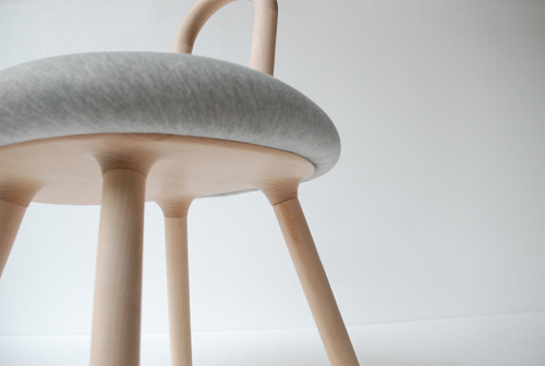 Une invitation au toucher, Bambi chair par Juju Studio