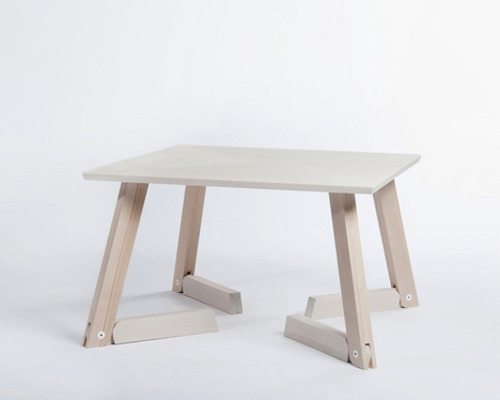 Lève toi et marche, Bambi table par Caroline Olsson