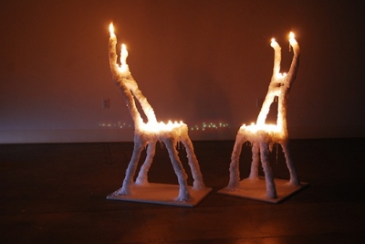 Chaises à combustion par Hongtao Zhou  