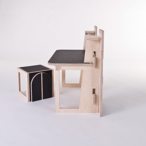 Bureau pour enfant Forteresse par le collectif At-Once