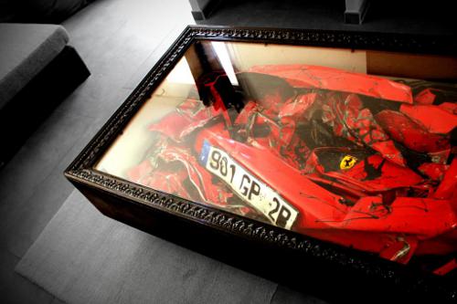 Crashed Ferrari Table par Molinelli Designs