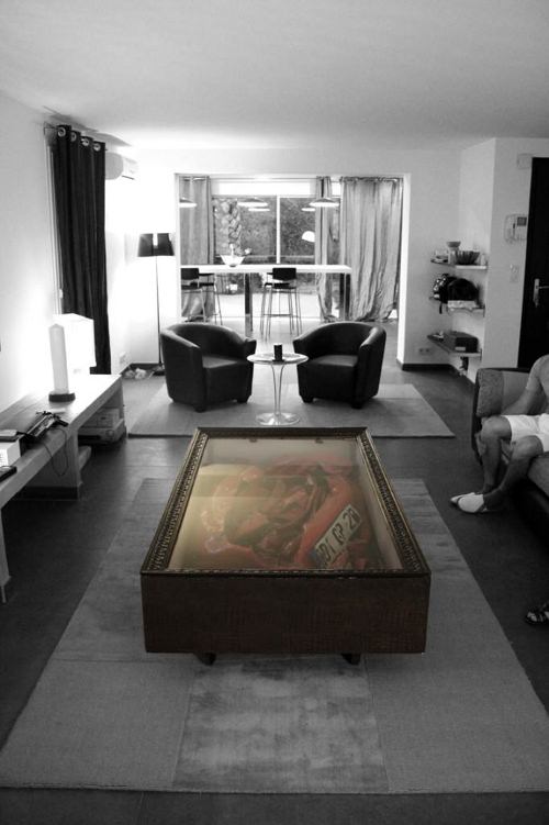 Crashed Ferrari Table par Molinelli Designs