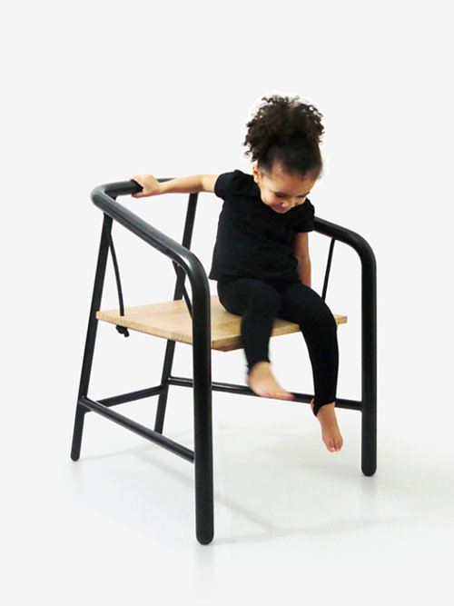 Portique armchair, la chaise balançoire par Florent Coirier