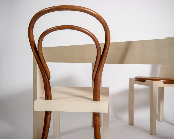 Hommage à la chaise thonet n°14 par Céline Persouyre