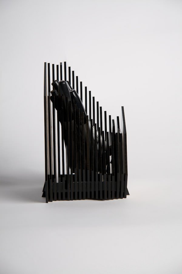 Pen Holder par Nathaniel Paffet Lugassy