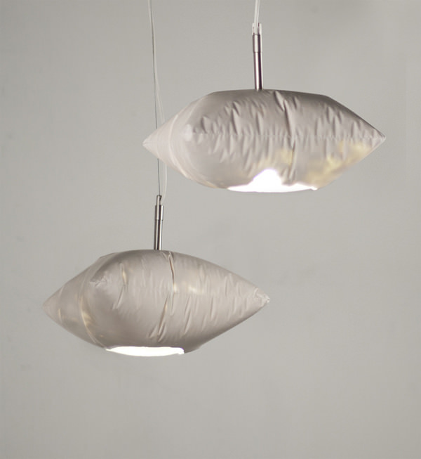 PillowLight suspension par Amyel Oliveros