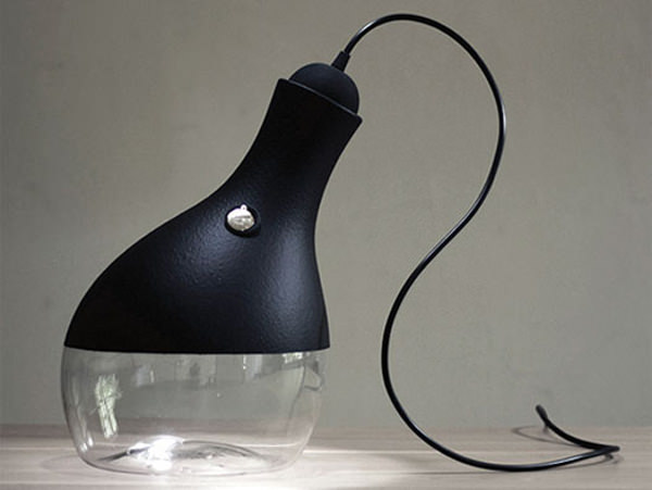 Lampe Guarda Luz par Caroline Armellini et Paulo Biacchi