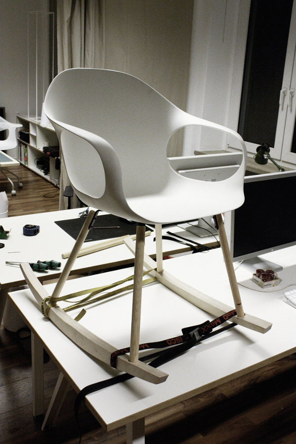 Rocking Chair Elephant par le studio Neuland pour Kristalia