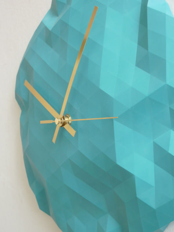 Horloge origami par Raw Dezign