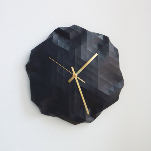 Horloge origami par Raw Dezign