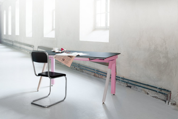 BUREAU Q1 PAR SOTTOFORM