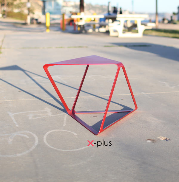 Table X-Plus 2 structure et empilement par Xiaoxi Shi