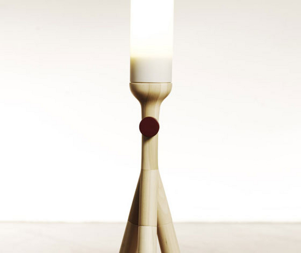 LIGHTHOUSE LAMP, LUMINAIRE ET PRESTANCE PAR DIMITRIOS STAMATAKIS