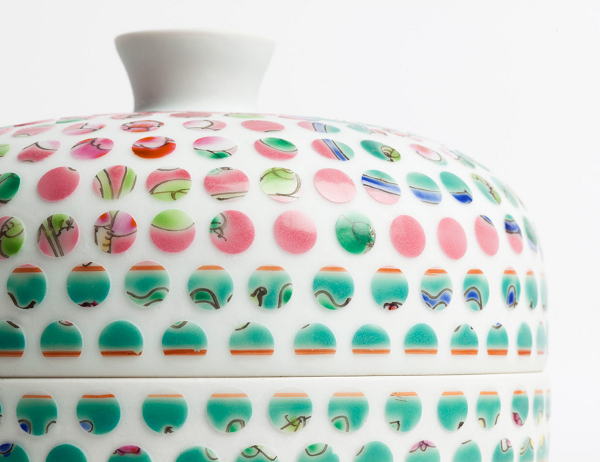 PORCELAINE SPOTTED PAR HANS TAN STUDIO