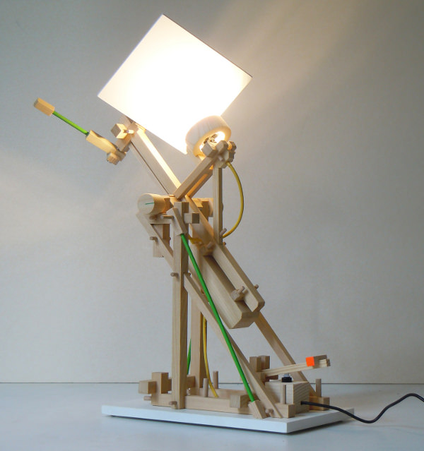 Lampe à jouer par Stéphane Mouflette