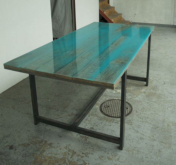 FLAT TABLE, PAR LE BUREAU SCHEMETA