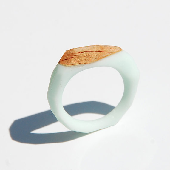 Monopolka ring de bois et résine