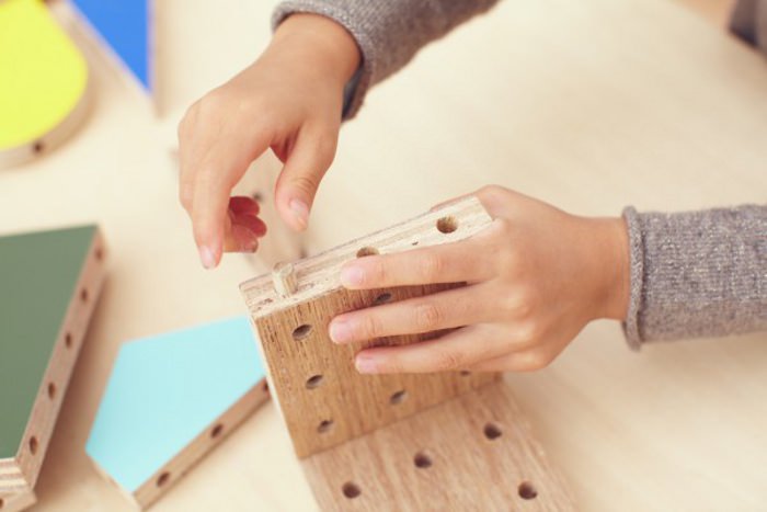 Dowel blocks le kit de construction pour enfant par Ichiro Design