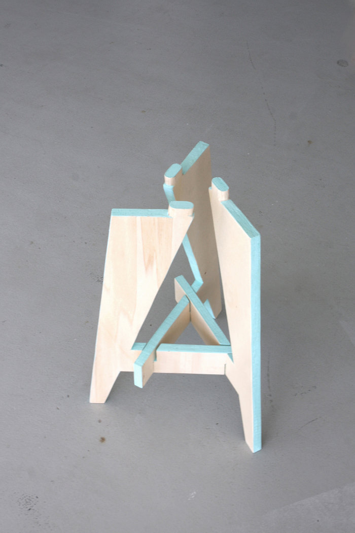 Puzzle Stool simplement tabouret par Karolina Tarkowska