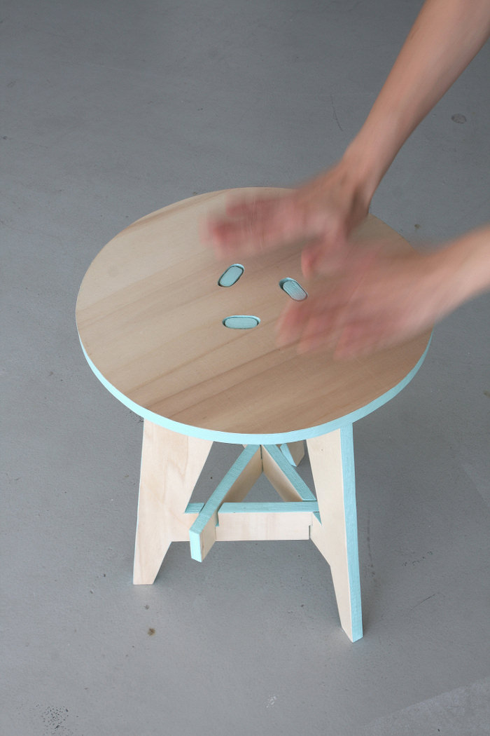 Puzzle Stool simplement tabouret par Karolina Tarkowska