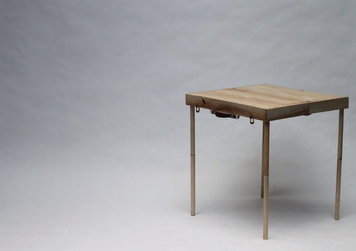 Boxed le bureau mallette par Tyrone Stoddart