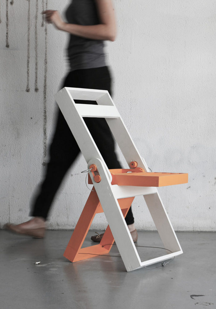 Folding chair par Pawel Kochanski