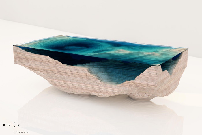 Table ABYSS explore les fonds marins par Duffy London