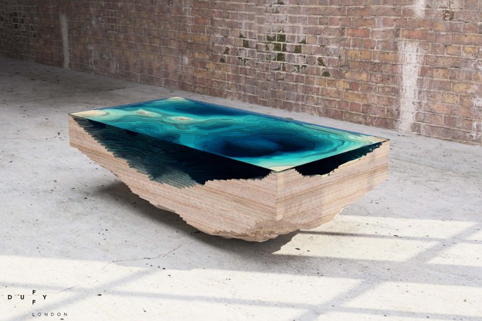 Table ABYSS explore les fonds marins par Duffy London