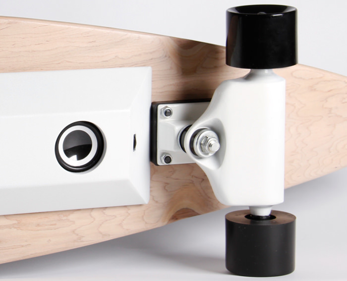 Chargeboard le skate hightech par Bjorn van den Hout