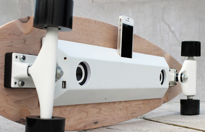 Chargeboard le skate hightech par Bjorn van den Hout