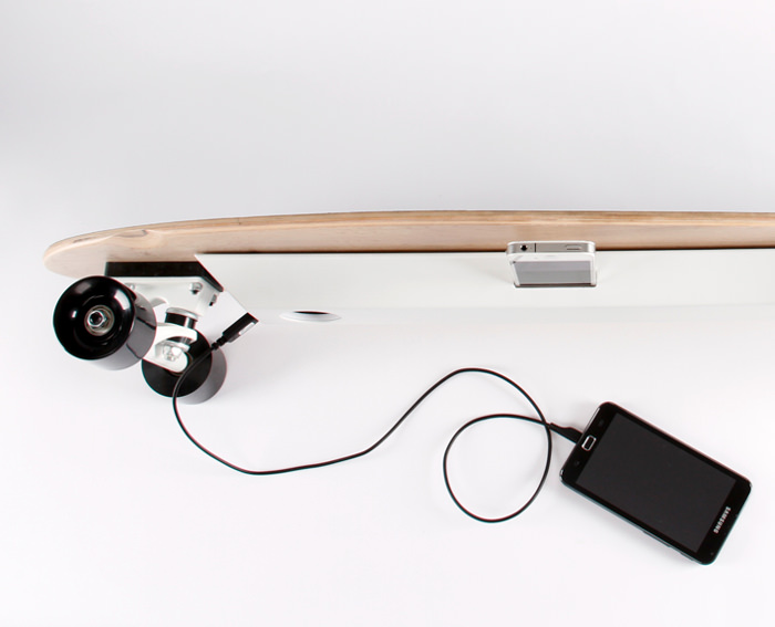 Chargeboard le skate hightech par Bjorn van den Hout