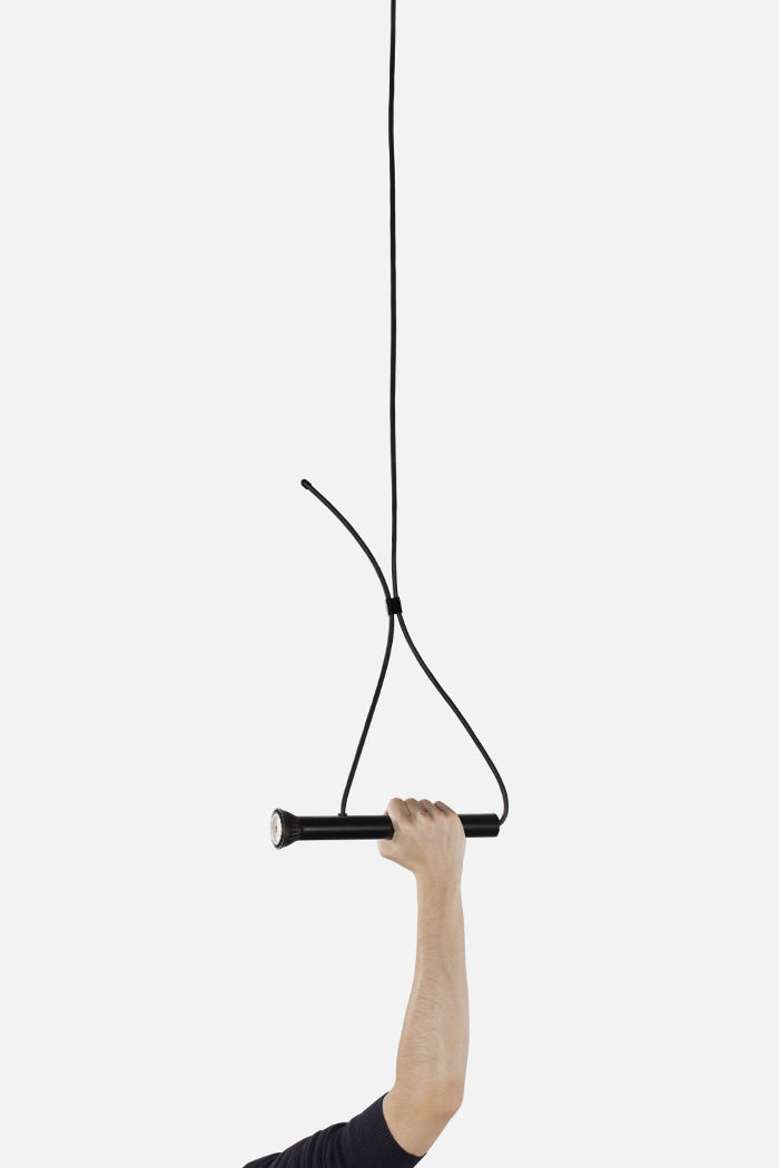 Lampe suspendue LASSO par Quentin de Coster