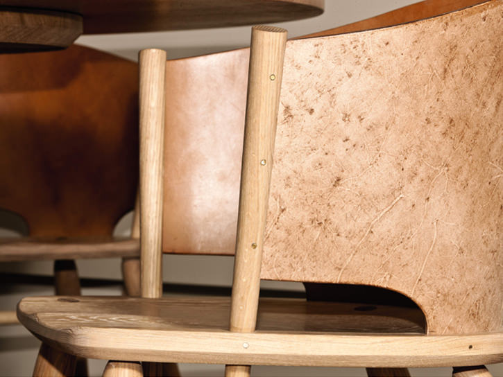 Hamylin Chair la chaise de cuir par Gareth Neal