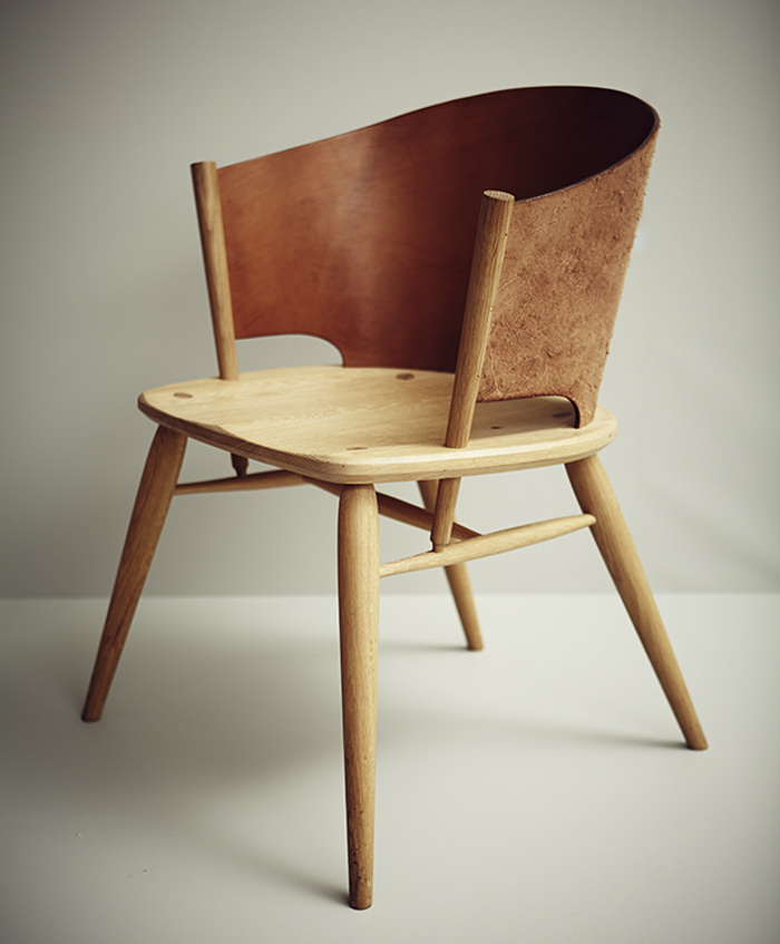 Hamylin Chair la chaise de cuir par Gareth Neal