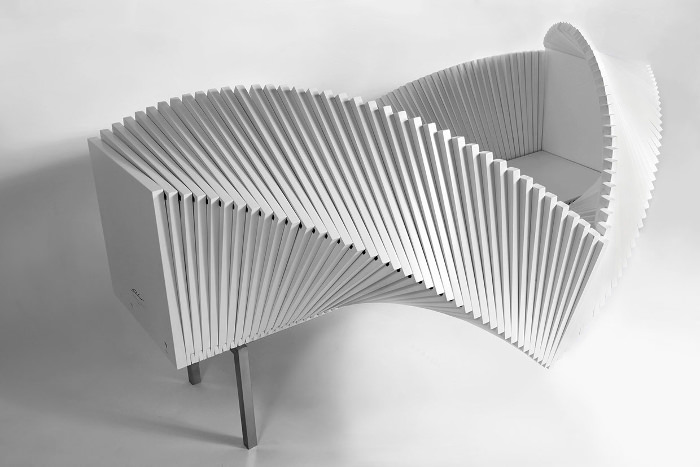 Wave cabinet par Sebastian Errazuriz maître des sculptures fonctionnelles