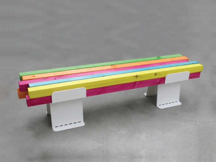 BANC COLORÉ POUR KONSTFACK