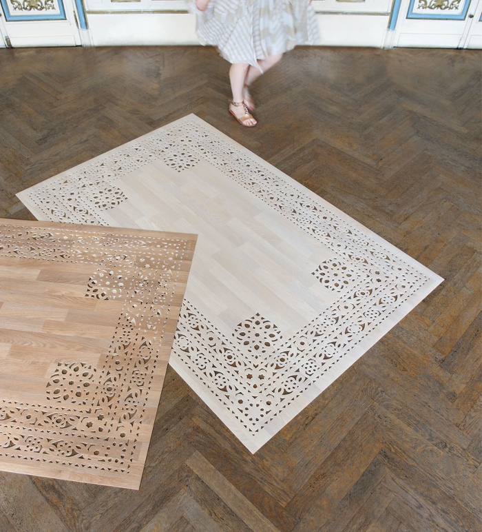 TAPIS DE BOIS OU VINYLE PAR ARZU FIRUZ