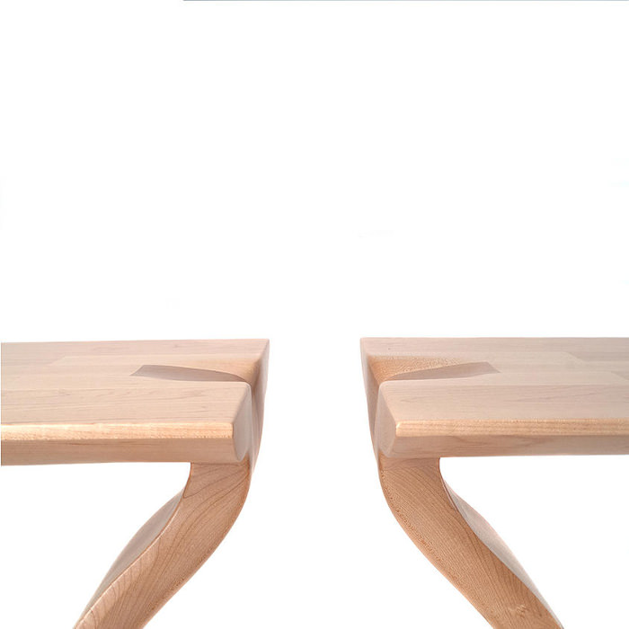 The Maple Entry Table par Chance Coalter