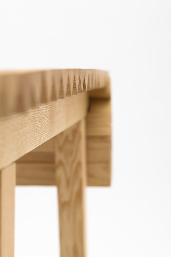 Table extensible Wooden Cloth par Nathalie Dackelid