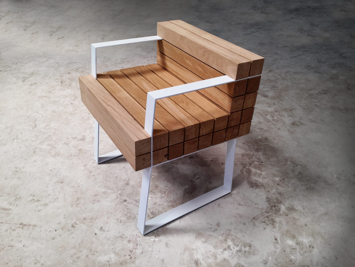 Chaiss petit fauteuil par Sébastien Mazzoni