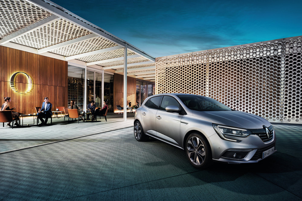 Design Renault MEGANE 4 plus qu'une voiture