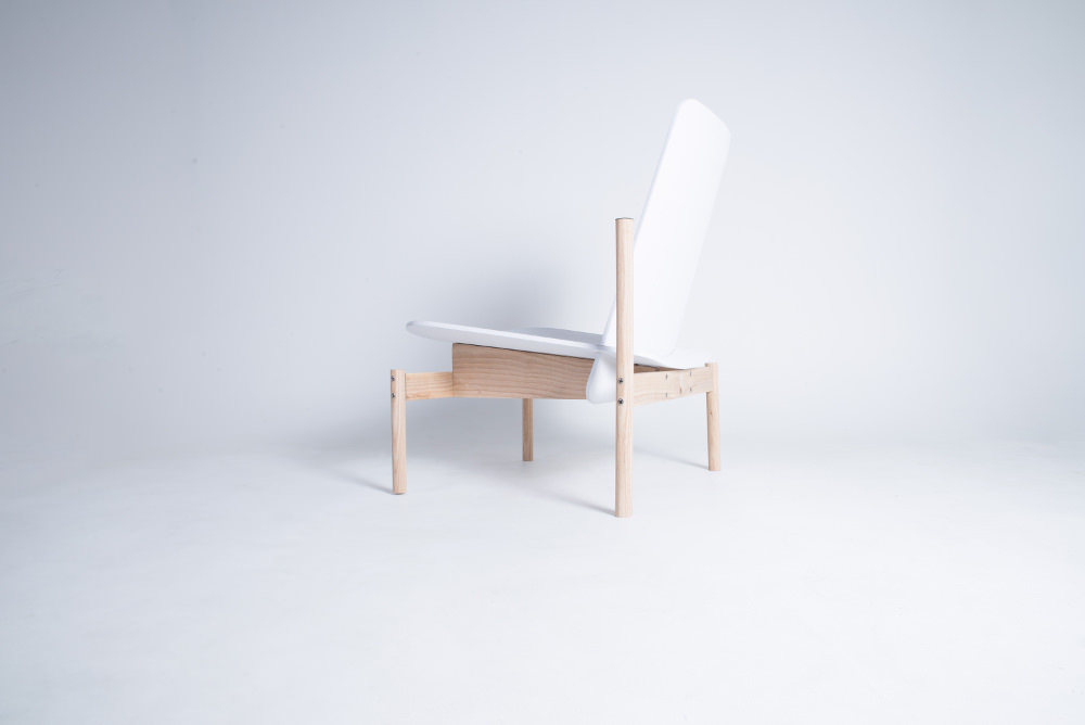 Chaise Albue building for the body par Petter Mustvedt et Sigurd Kalvik