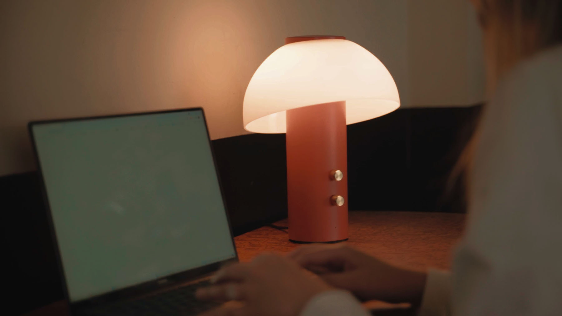 Crowdfunding : Jaune Fabrique créateurs de luminaires acoustiques